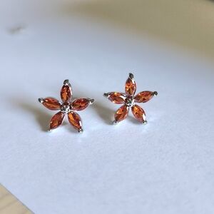 New 925 Silver Ruby Flower Stud Earrings for Women